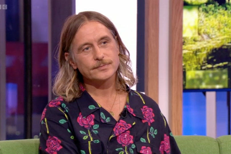 0_MarkOwen-One_Show_Screenshot-2022-09-22-at-192614.png