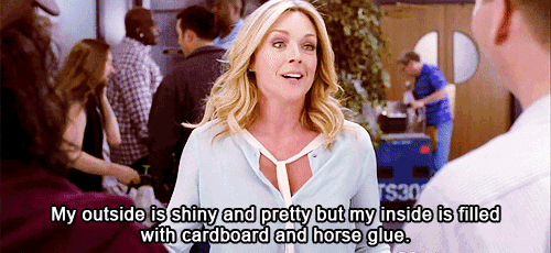 1662386194-jenna-maroney-full-of-horse-glue.gif