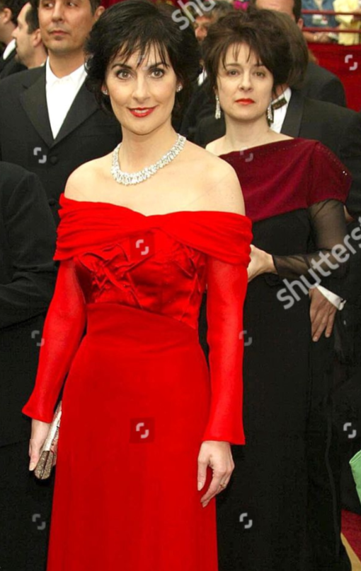 Enya and Roma at the Oscars, 2002 ♡