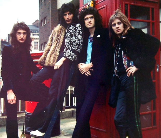 Queen 1970s