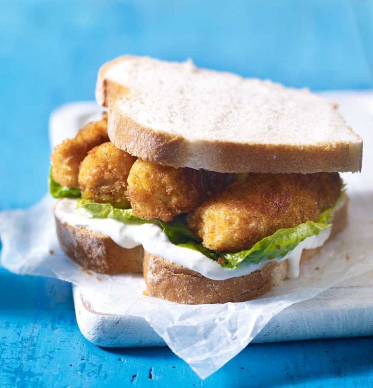 774936-1-eng-GB_fish_finger_sandwhich-768x798.jpg