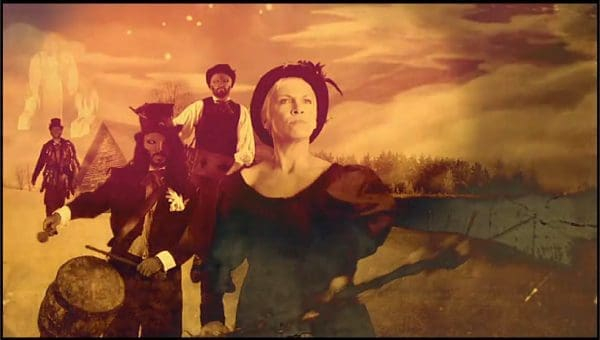 Annie-Lennox-Video-Gallery-God-Rest-Ye-Merry-Gentlemen-10.jpg