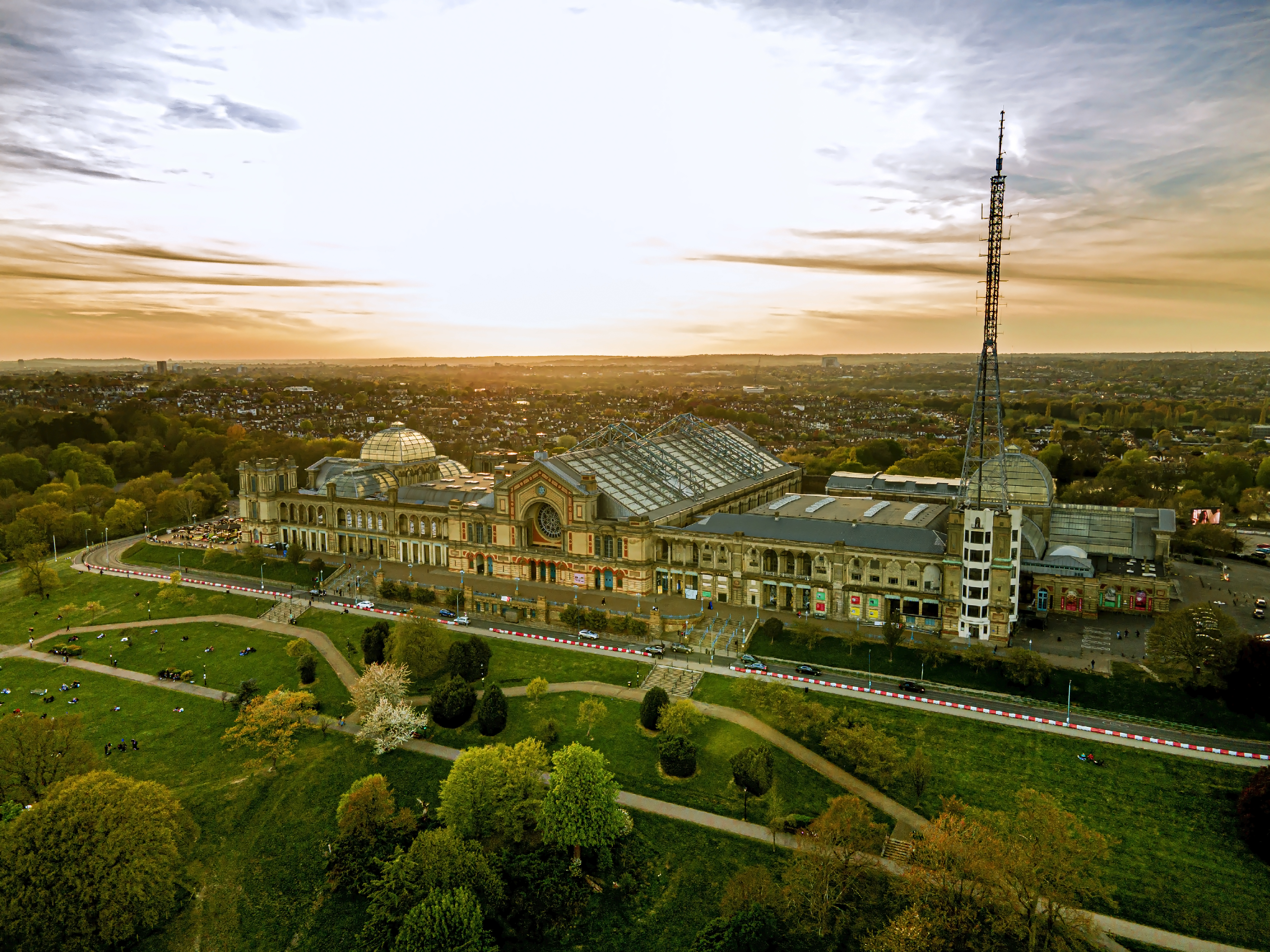APalace_1.jpg