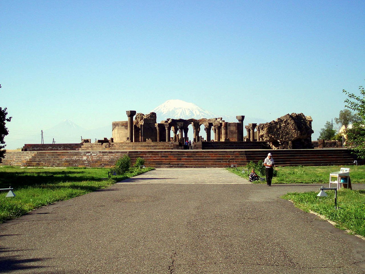 ARMENIA.jpg