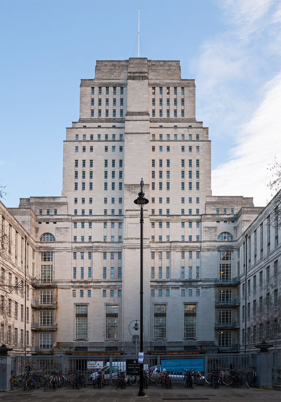 art-deco-london-architecture-map-blue-crow-media-competition_dezeen_936_8.jpg