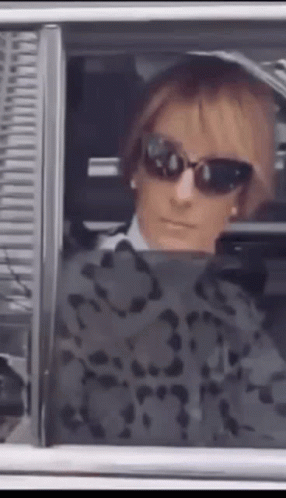 bye-bitch-im-done.gif