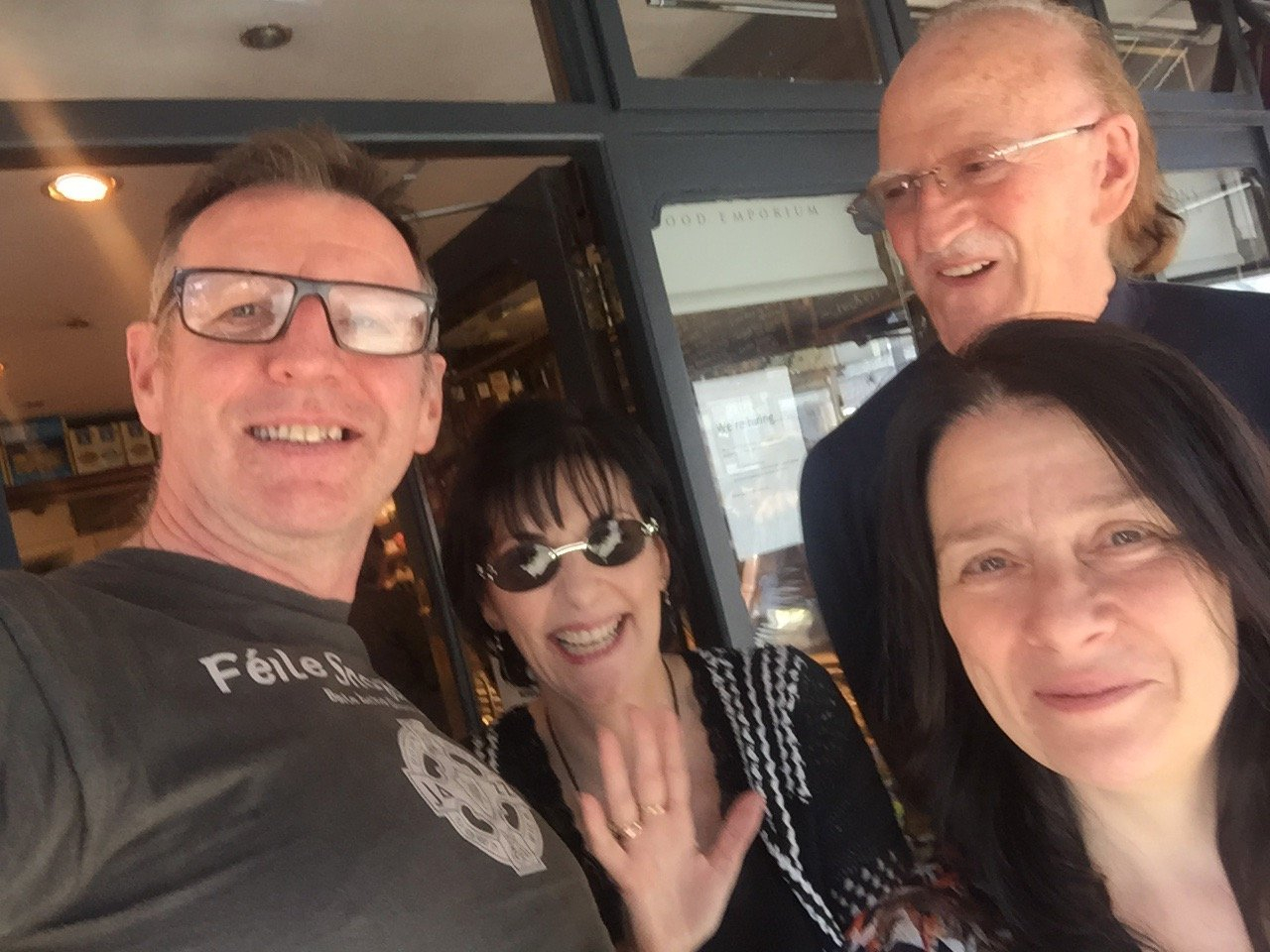 Eddie Lee (last Enya guest musician, he shared the picture) with Eithne, Nicky, and Roma 