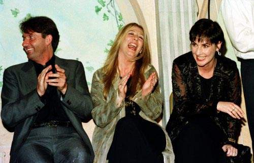 Three nice Irish artists 