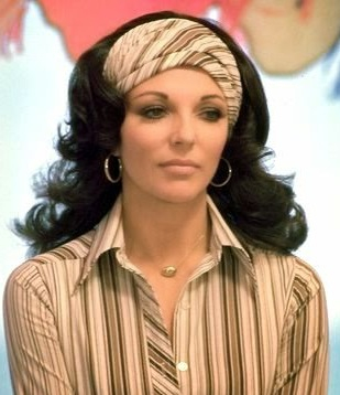 Joan Collins - Empire of the Ants.JPG