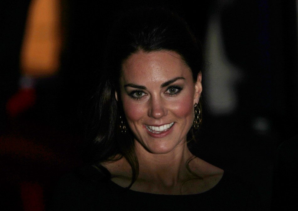 kate-middleton-wows-royal-fans-imperial-war-museum-reception.jpg