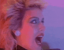 kim-wilde-shocked.gif