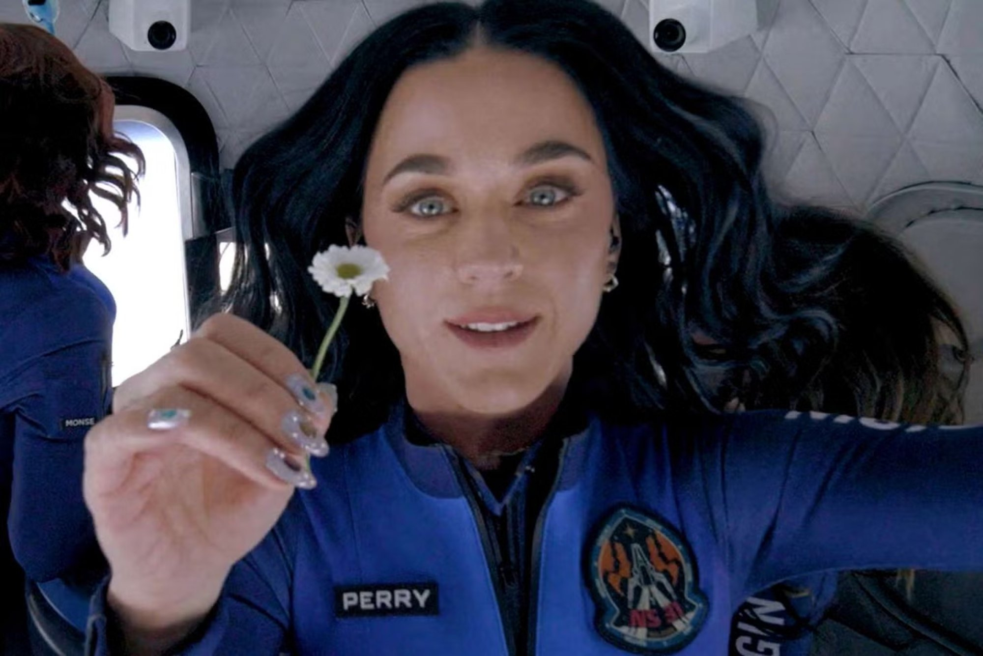 lily-allen-apologized-to-katy-perry-blue-origin-flight.jpg