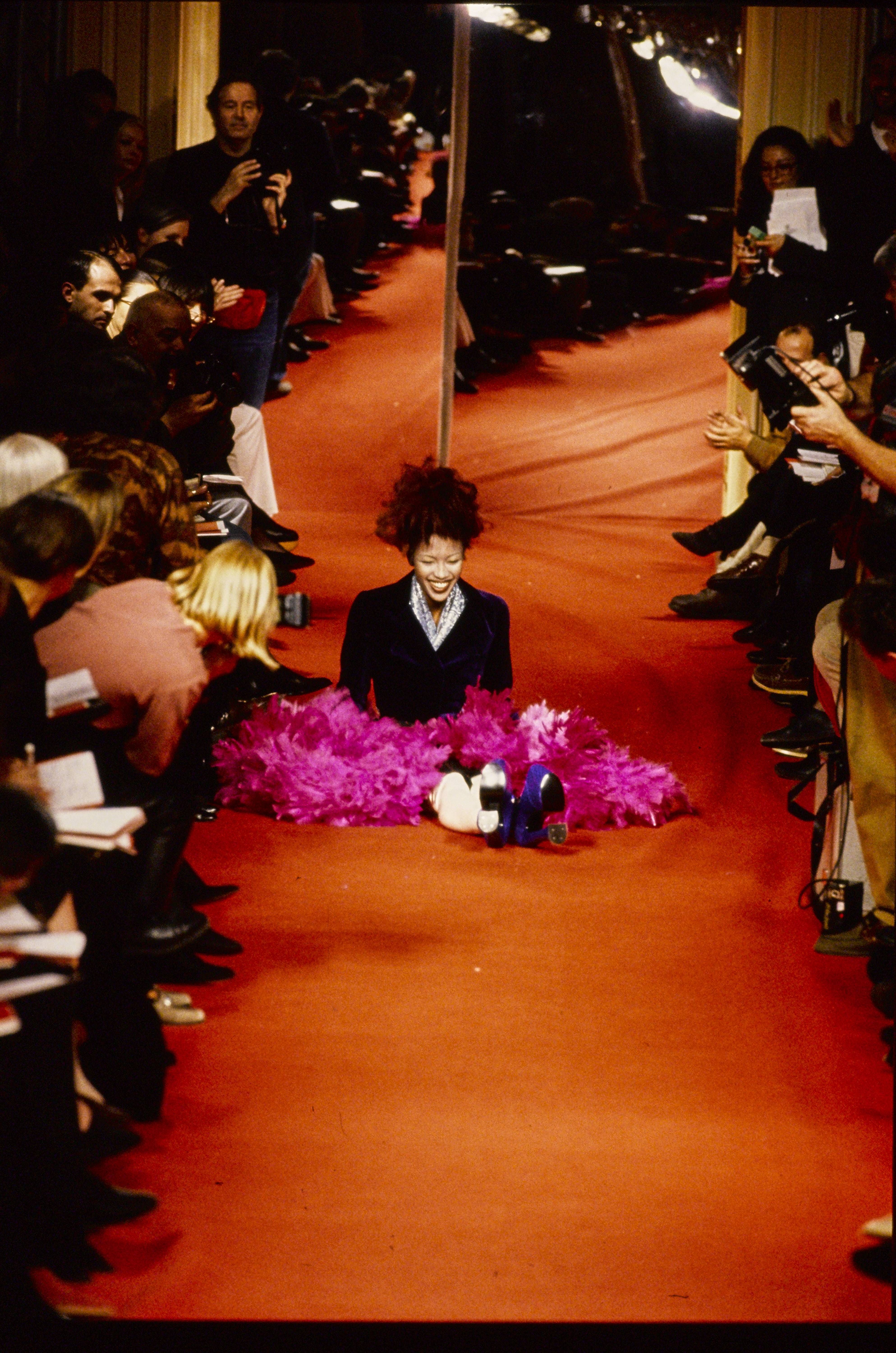 naomi-campbell-fall-1587892094.jpg