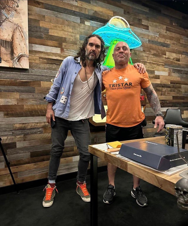 russell-brand-to-appear-on-the-podcast-v0-1hq1td31nela1.jpg