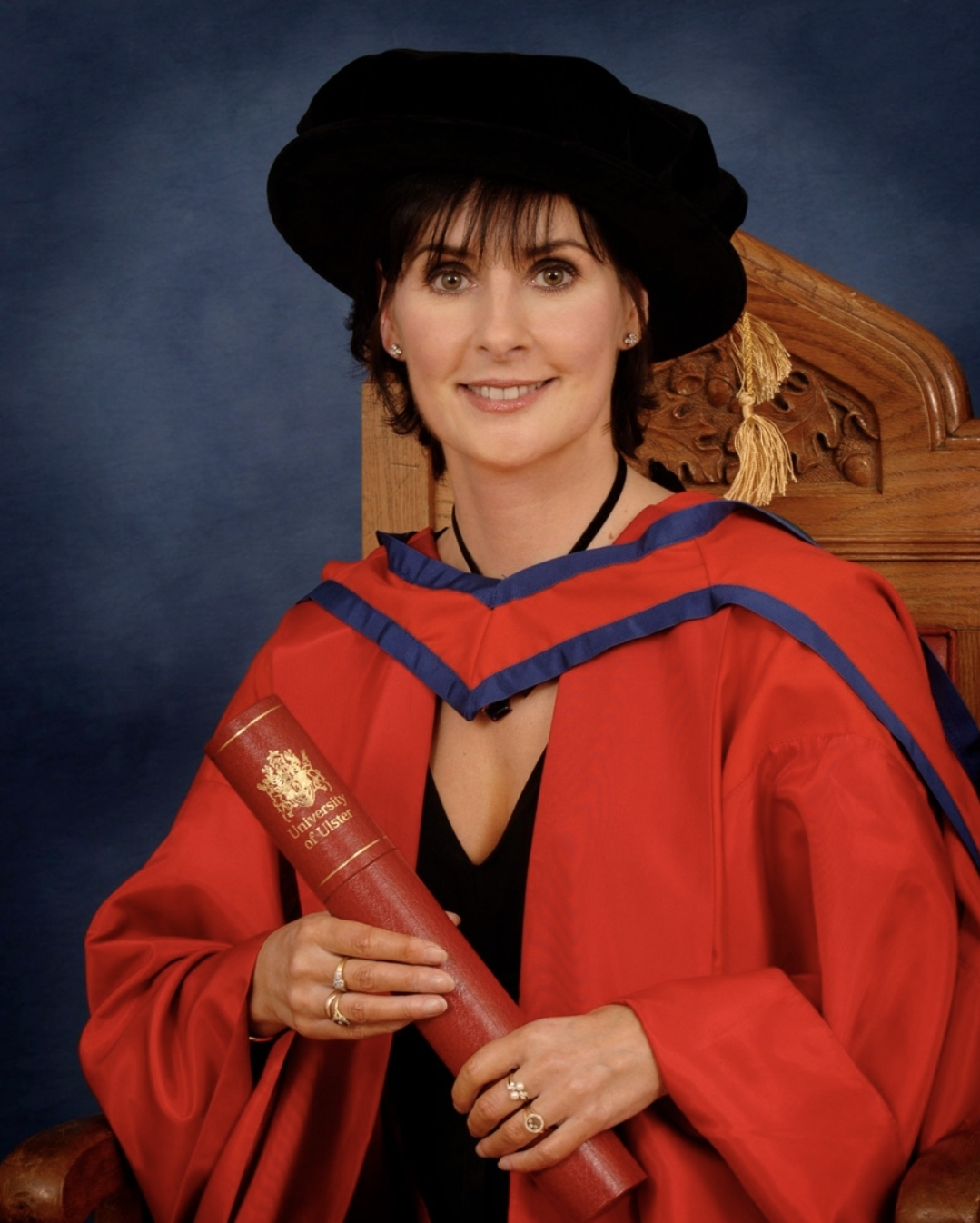 Enya 2007 UU DLitt ☆