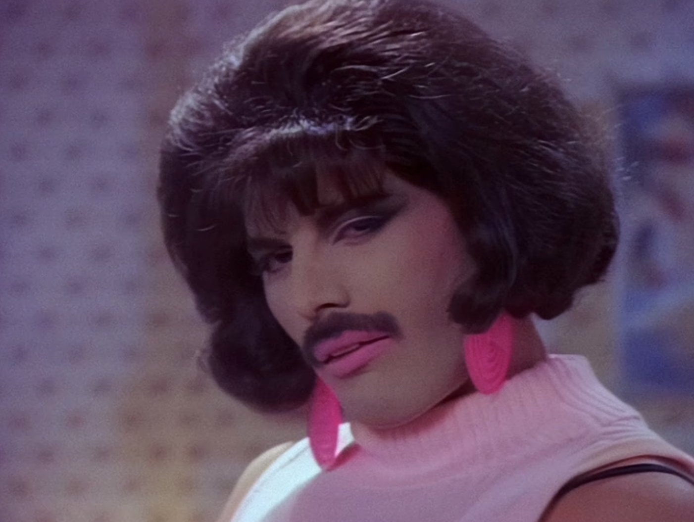 Freddie Mercury (33 years ago he passed away :'( in the Queen music video I Want To Break Free ♡
