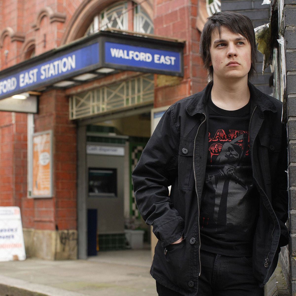 Steven-Beale-returning-to-EastEnders-Aaron-Sidwell.jpg