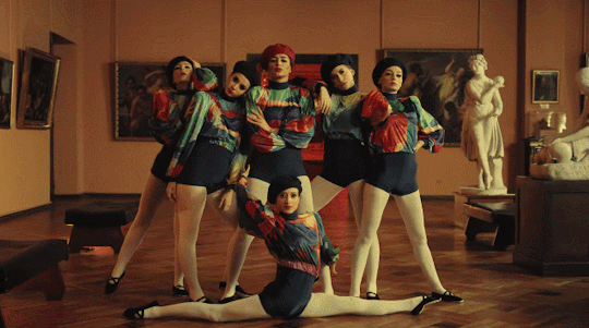 tumblr_piif46NIIV1sae3q1o4_540.gif