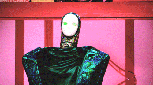 tumblr_n1yh4vHO4U1qgb5p1o1_500.gif