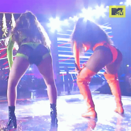 twerk-anitta.gif