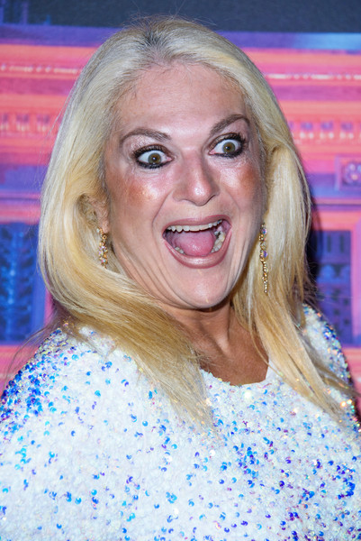 Vanessa+Feltz+Emma+Bunton+Christmas+Party+uCxri0ubqCAl.jpg