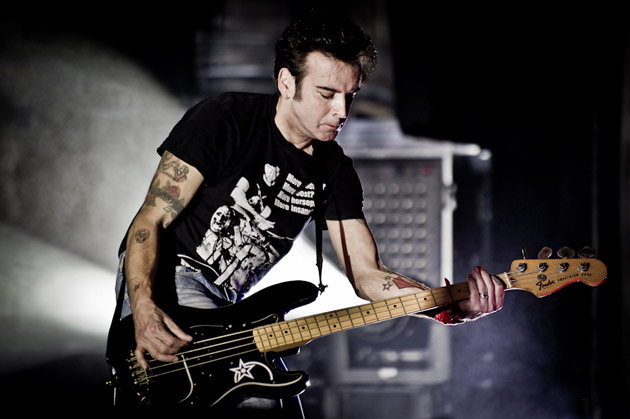 Simon_Gallup_2012.jpeg