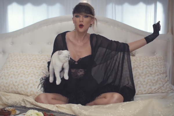 nrm_1418152255-mcx-taylor-swift-1.jpg