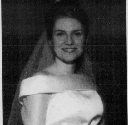 _109213839_diplomatwife.jpg
