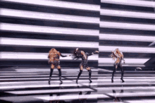 tenor.gif