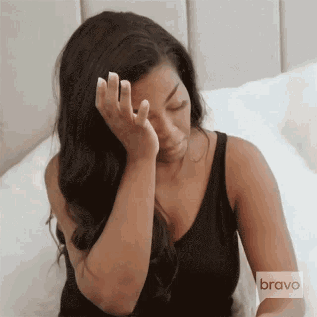 cry-kenya-moore.gif