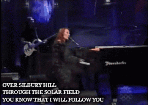 tori-amos-1000oceans.gif