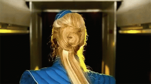 britney-spears-wink.gif