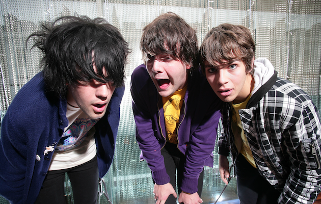 2006-Klaxons-85336470.jpg.png
