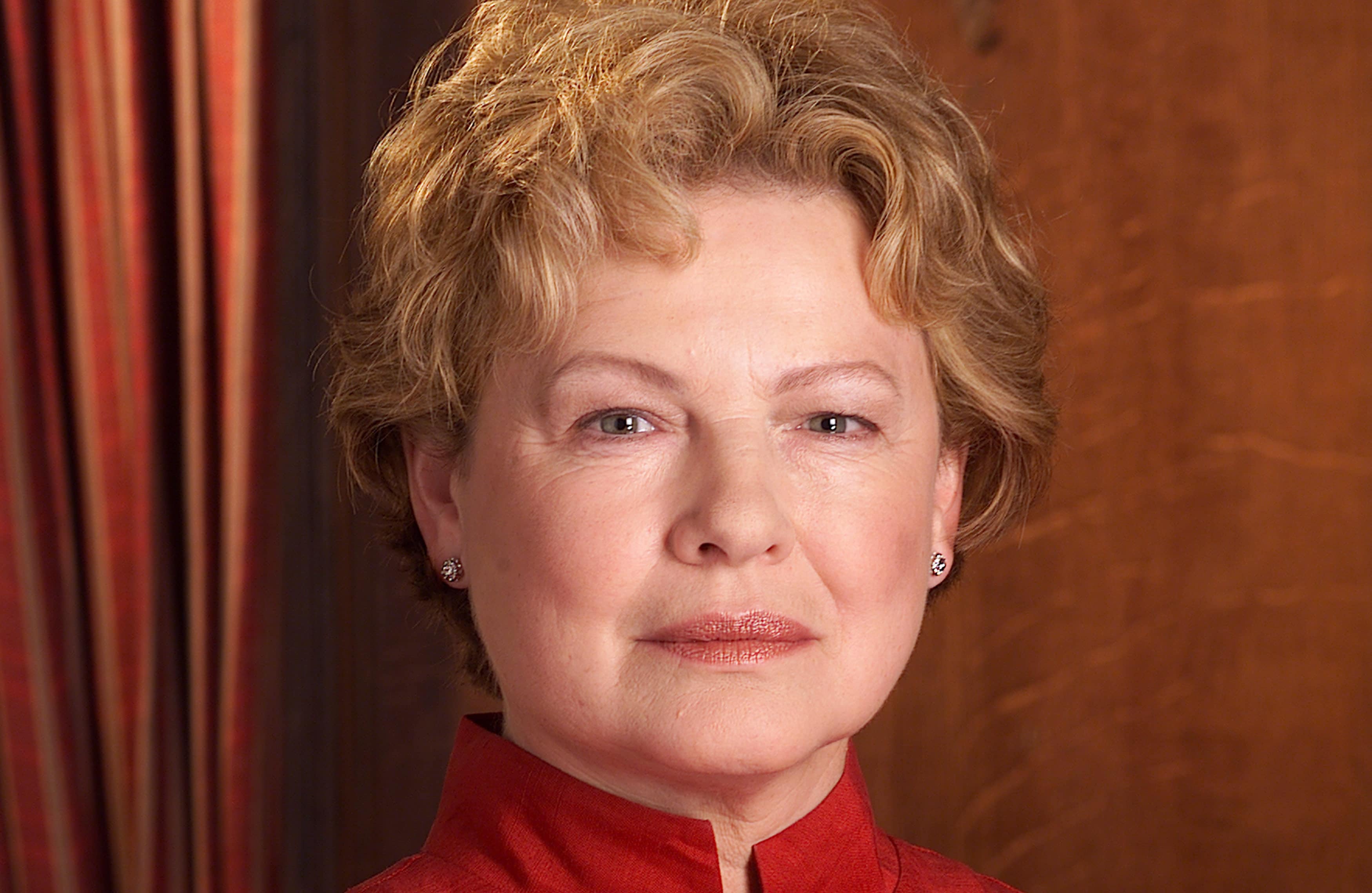 DianneWiest.205884.jpg