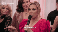 tenor.gif