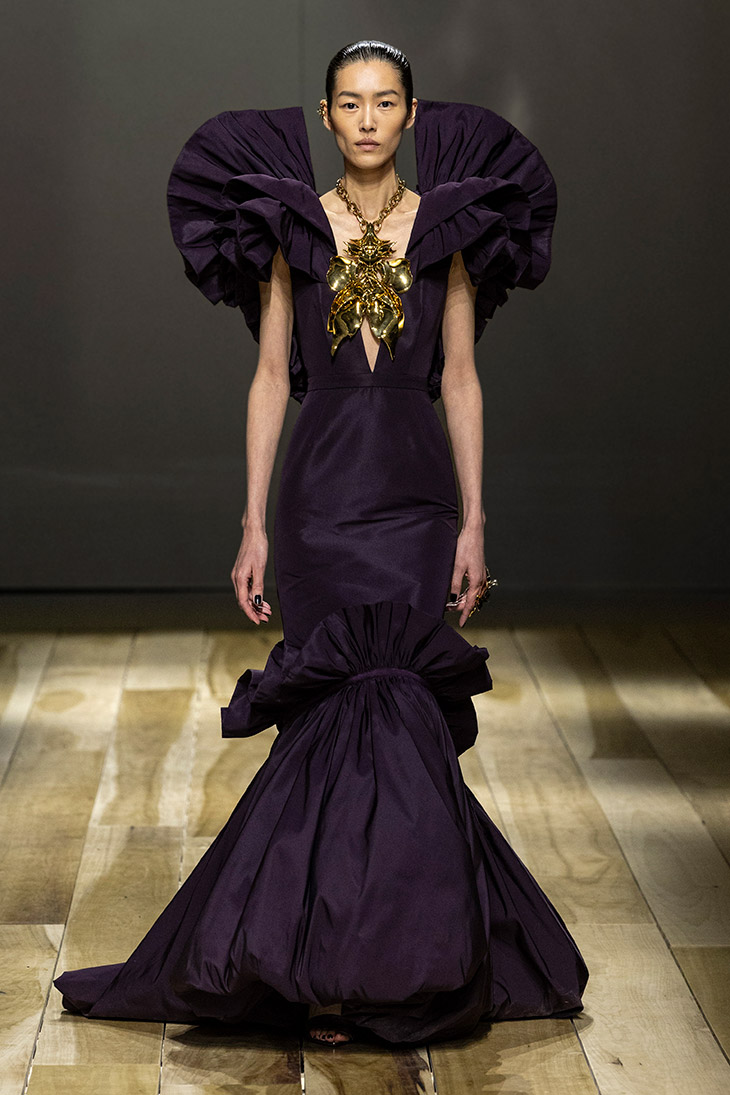 ALEXANDER MCQUEEN