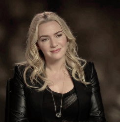 tumblr_nn1ywe21hu1ral0y9o4_r1_250.gifv