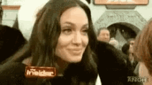 angelina-jolie-smile.gif