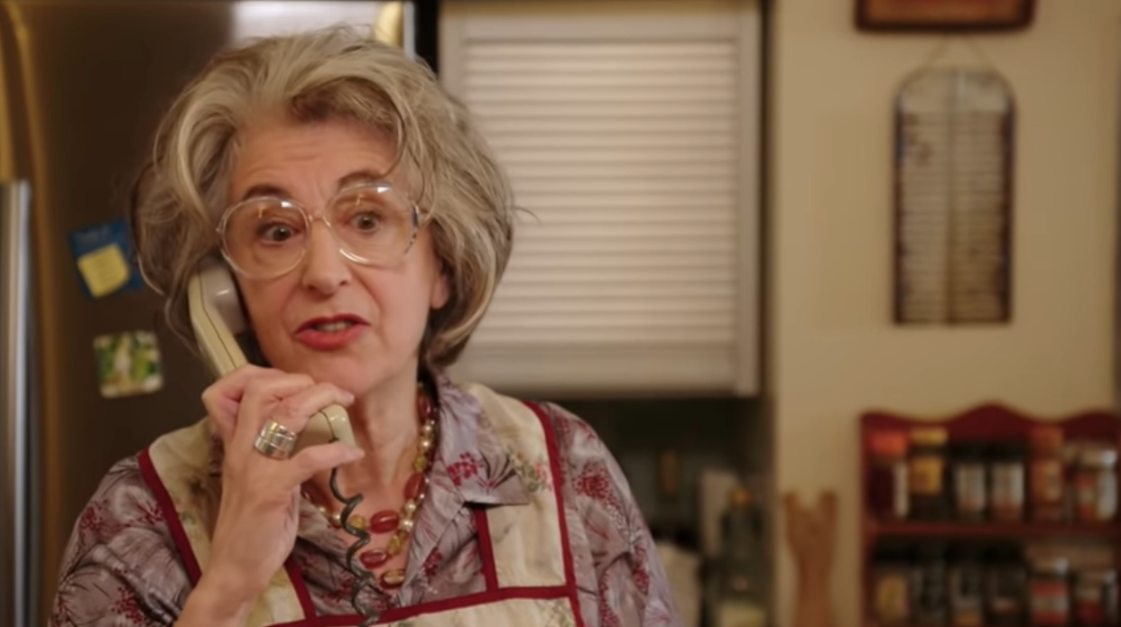 maureen-lipman-52fb.png