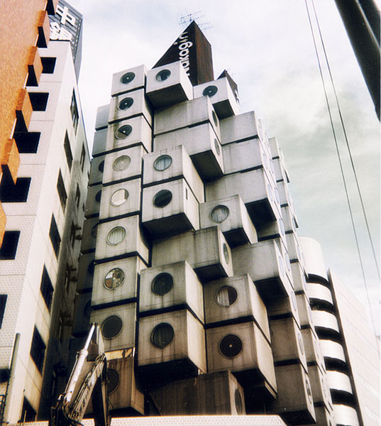 capsuletower3.jpg