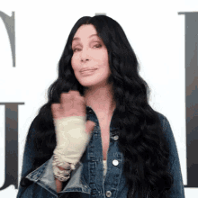 cher-wave.gif