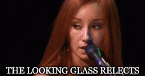 tori-amos-smack.gif