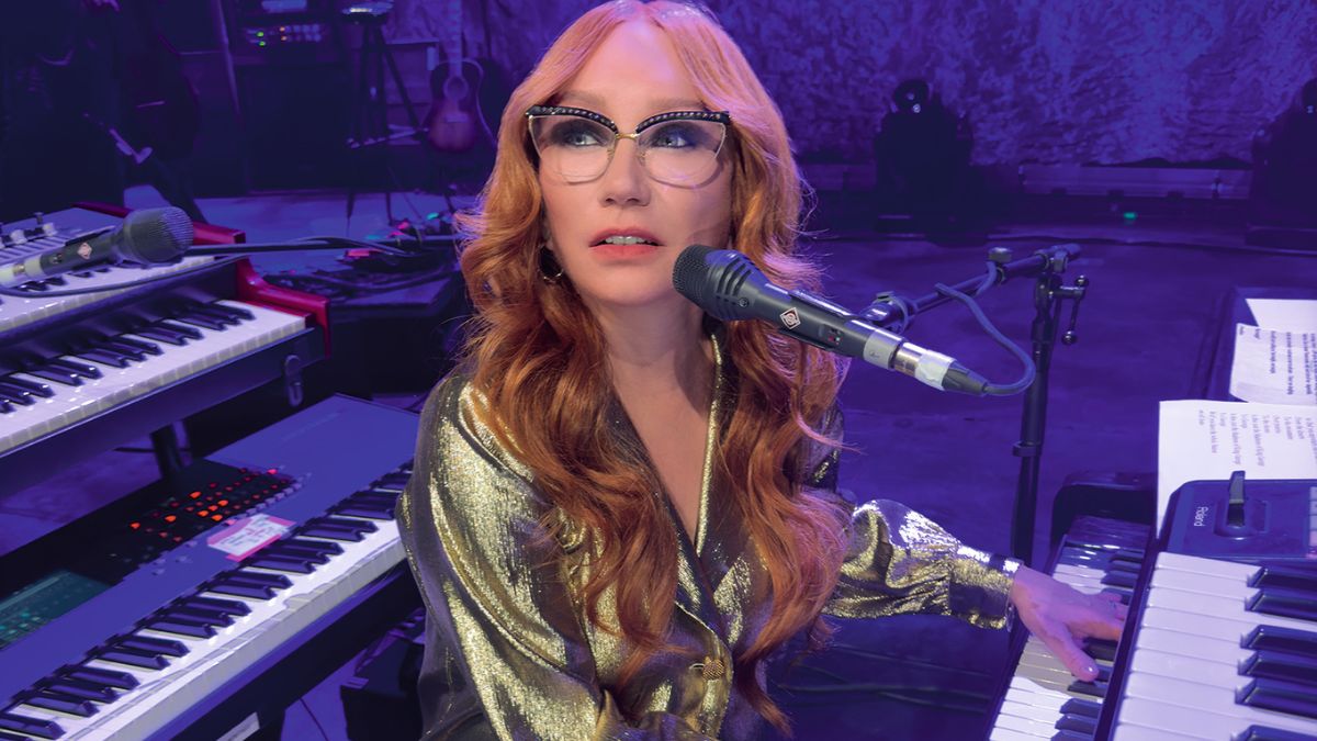 Tori-Amos-Live-Album.jpg