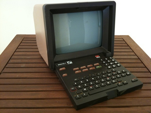 Minitel_terminal.jpg