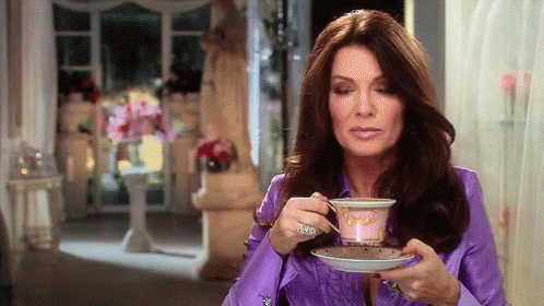 real-housewives-lisa-vanderpump.gif