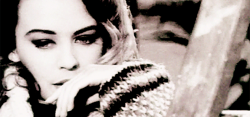 tumblr_nf1cbxpZR71tdy5pro1_500.gif