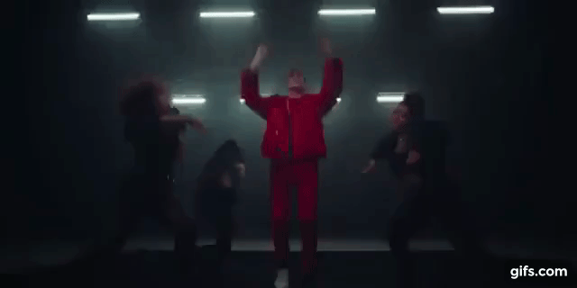 pZXYn6.gif