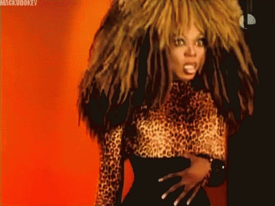 bebe-zahara-benet.gif