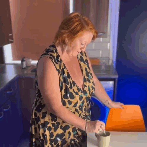 granny-granny-glitch.gif