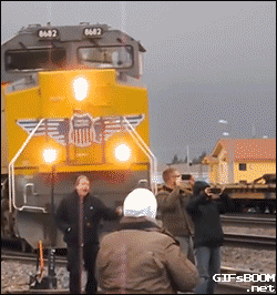 8efc2d0b146db9e748a3bd4742d4002d.gif
